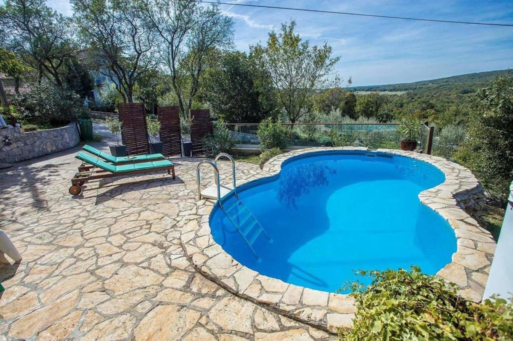 Holiday Home Deborah With Private Pool لابين المظهر الخارجي الصورة